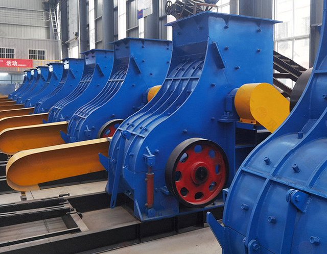 双级无筛底粉碎机适合粉碎硅酸岩吗?效果如何？